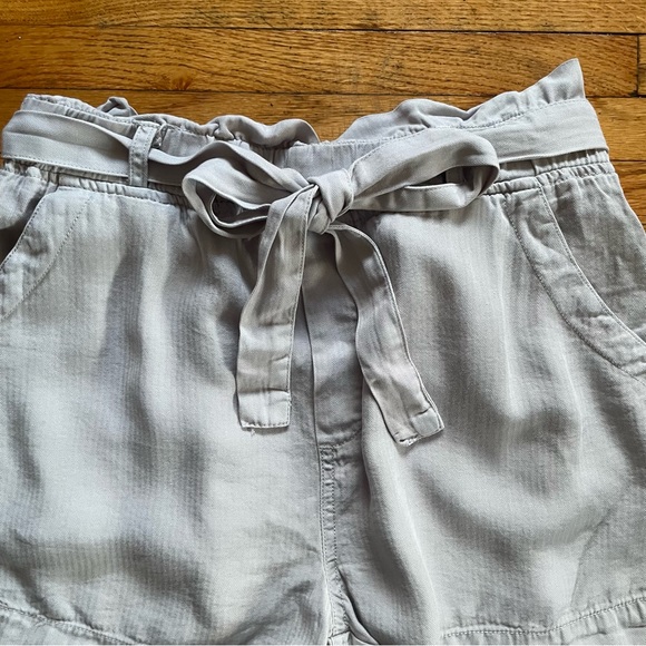 Thread & Supply Belted Paperbag Waist Short - Picture 3 of 7